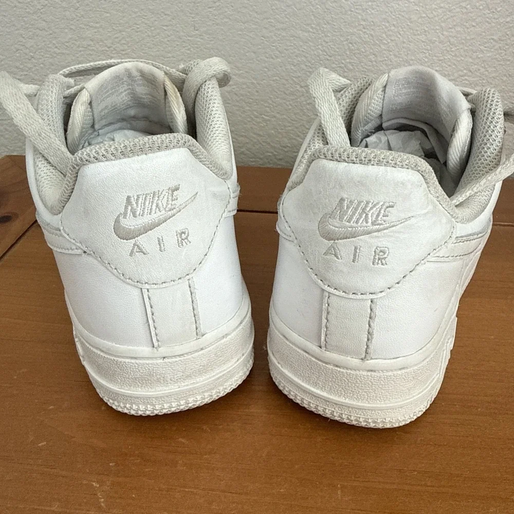 Nike Air Force 1 Size 5.5 Youth Triple White Low GS White